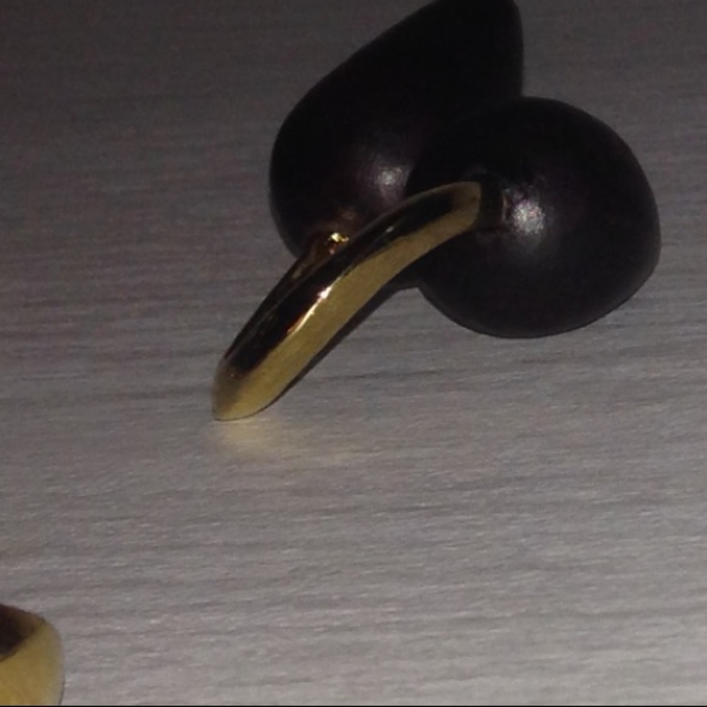 Jewelry - Picture 2 of 4